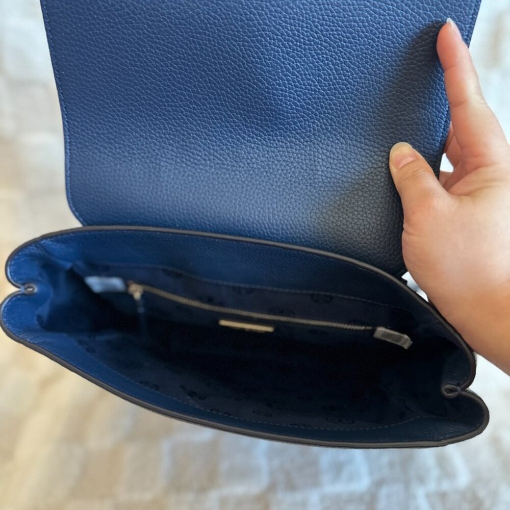 NWT! RARE! Tory Burch Carter Flap Pebbled Leather Backpack In Roal Navy 67320 - Picture 8 of 9